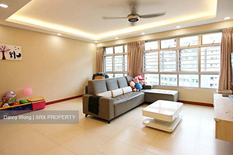 Yishun Avenue 1 thumbnail photo